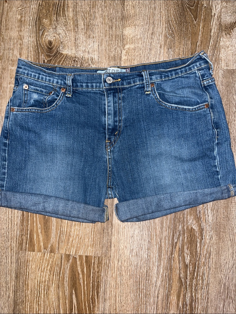 Levi's Women's Denim Roll-Cuff Shorts - Medium Blue medium rise